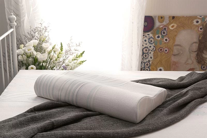 睡的好，生活更美好！中廣【中小企業通】主持人鄭微芯選用量身紓壓枕。