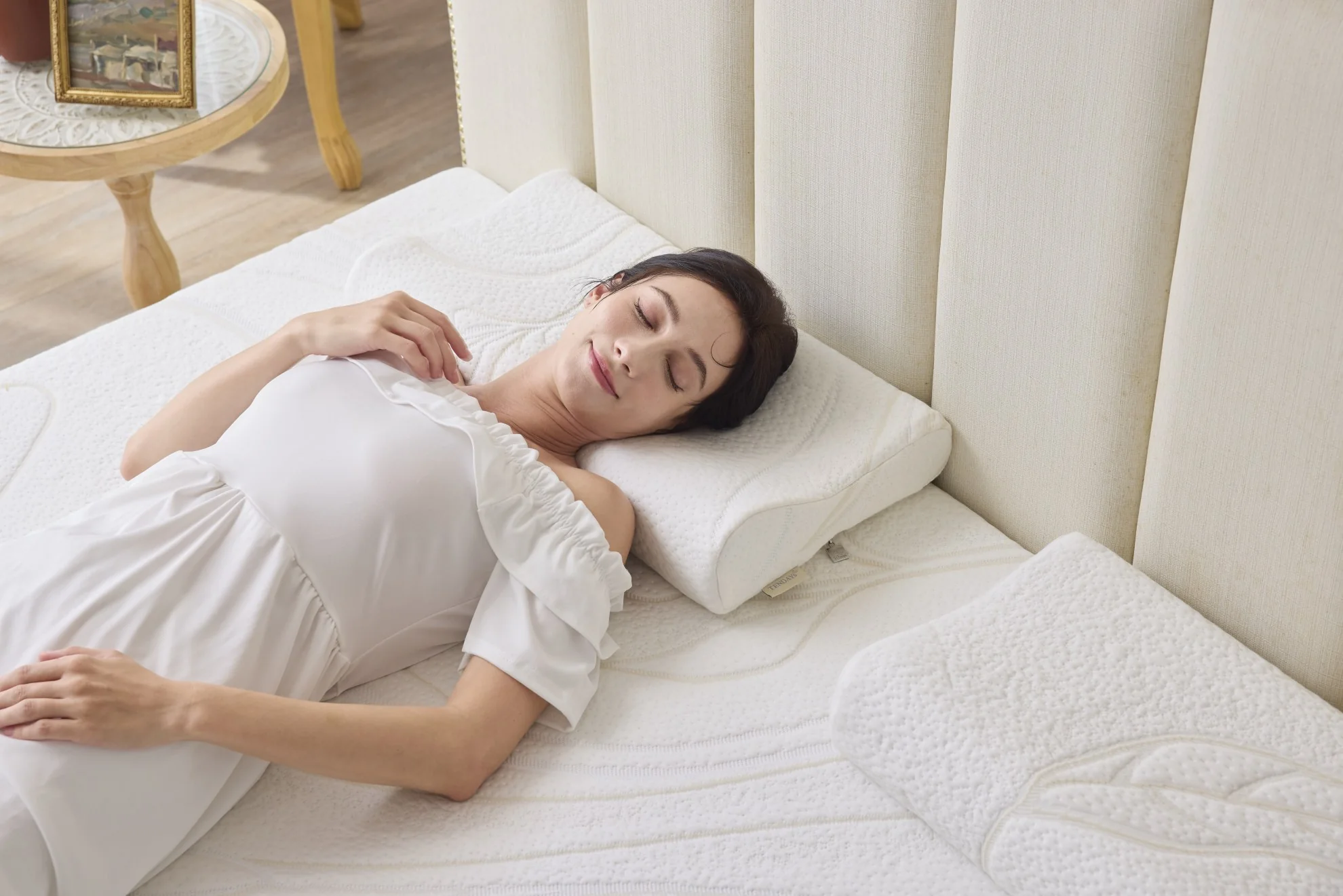 枕頭怎麼選?比材質更重要的是高度與支撐是否適合你|2026枕頭品牌推薦 枕頭怎麼選?比材質更重要的是高度與支撐是否適合你|2026枕頭品牌推薦